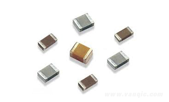 CL21F106ZPFNNNE