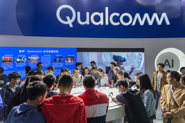 Qualcomm dropped its bid for nsmart, and Facebook's Chinese registration disappeared